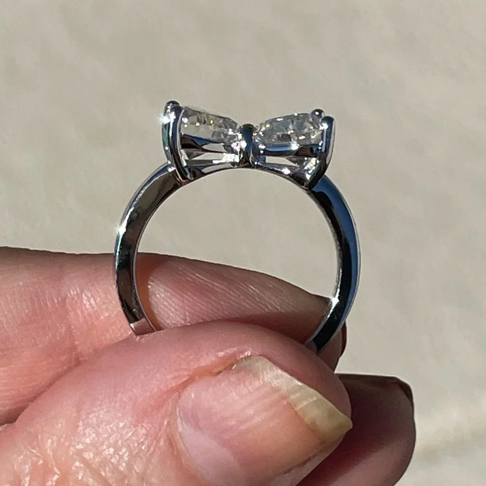 🎀BowTie Ring 1.68tcw Moissanite Ring - Picture 4 of 5